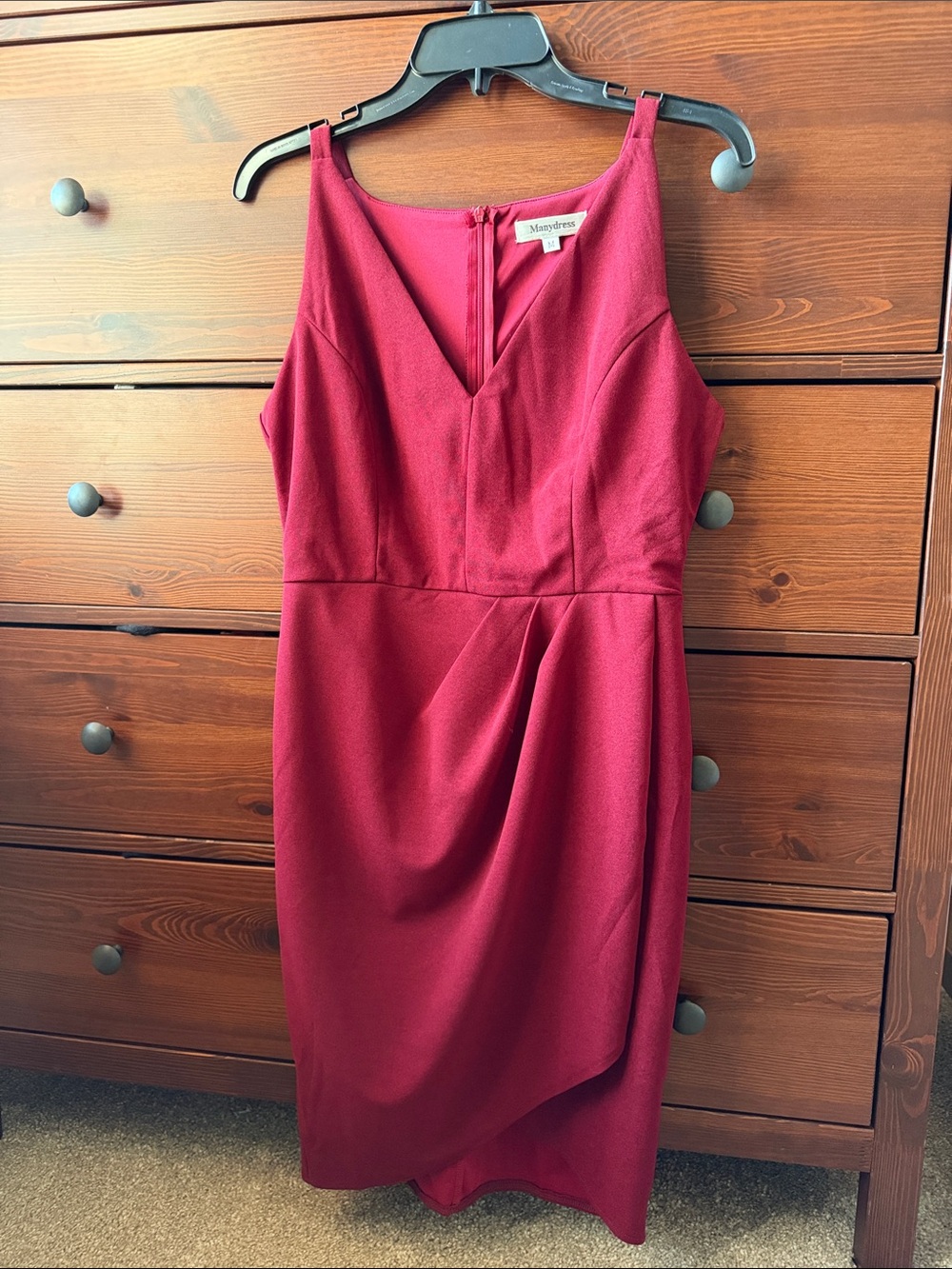 NWOT Manydress Wedding Guest Sleeveless V-Neck Cocktail Dress in Rich Burgundy